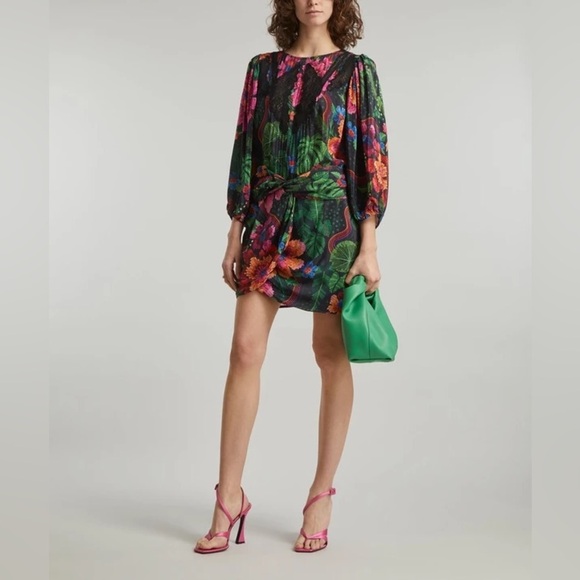 NWT Farm Rio Black Blooming Garden Blouse - Picture 12 of 13